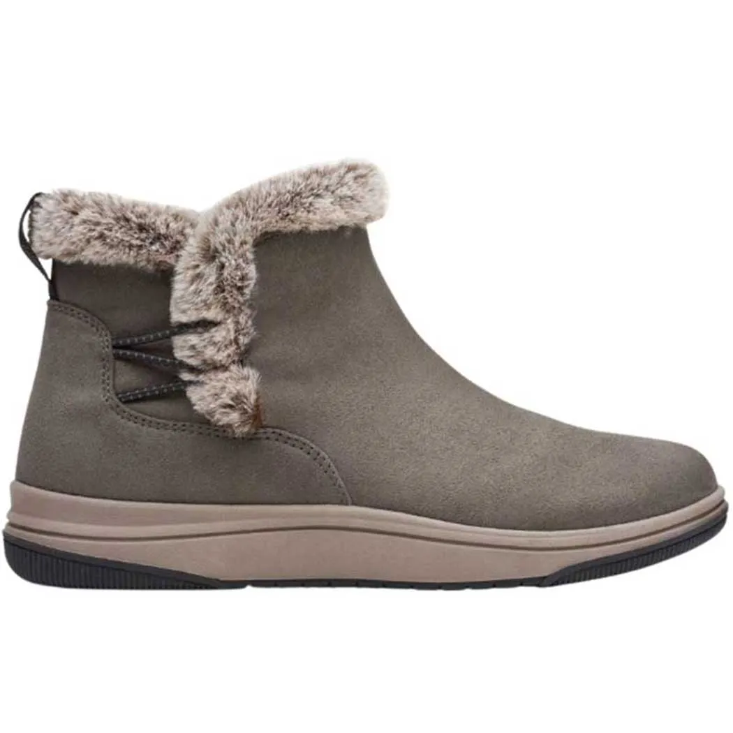 Clarks Breeze Fur Bootie Olive (Women's)