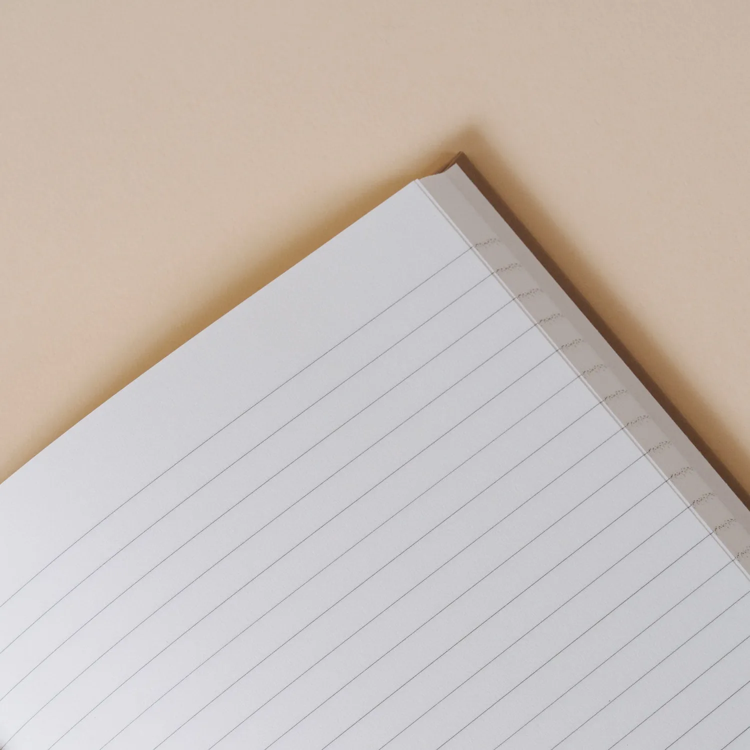 LE CLASSIQUE LINED NOTEBOOK