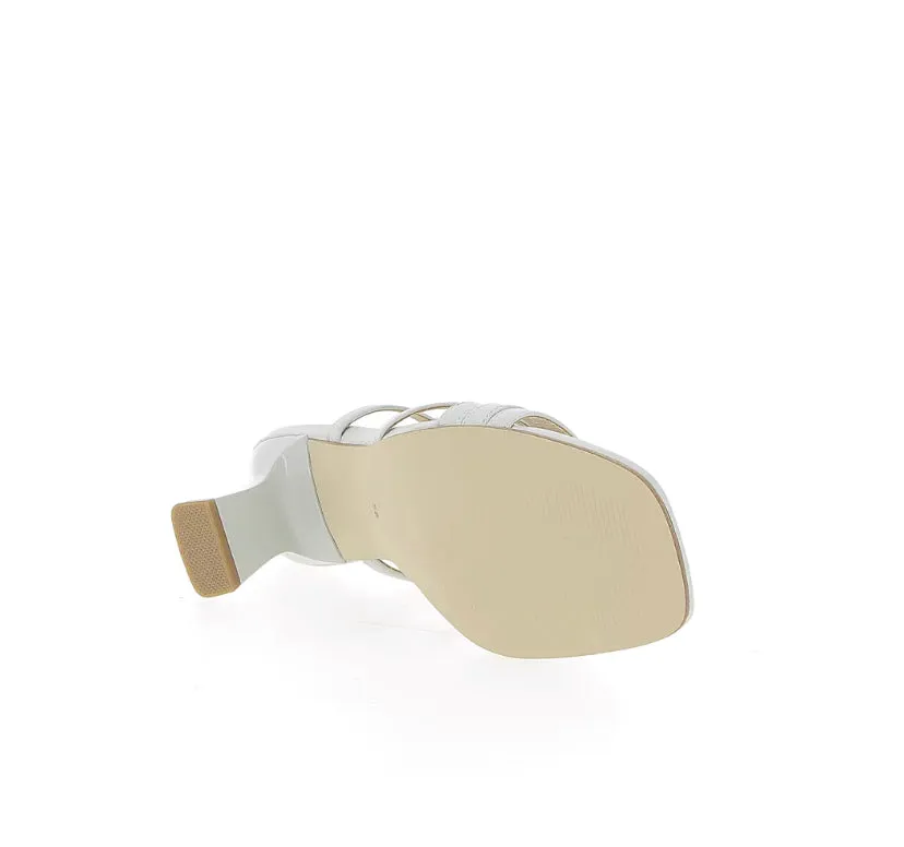 Regarde Le Ciel Off White Leather Sandal