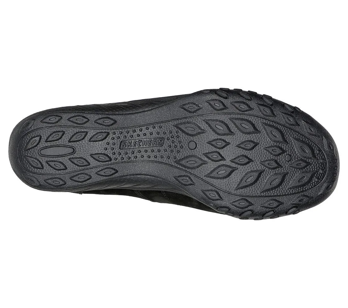 Skechers Womens Relaxed Fit: Breathe-Easy Kindred Slip-On Shoe