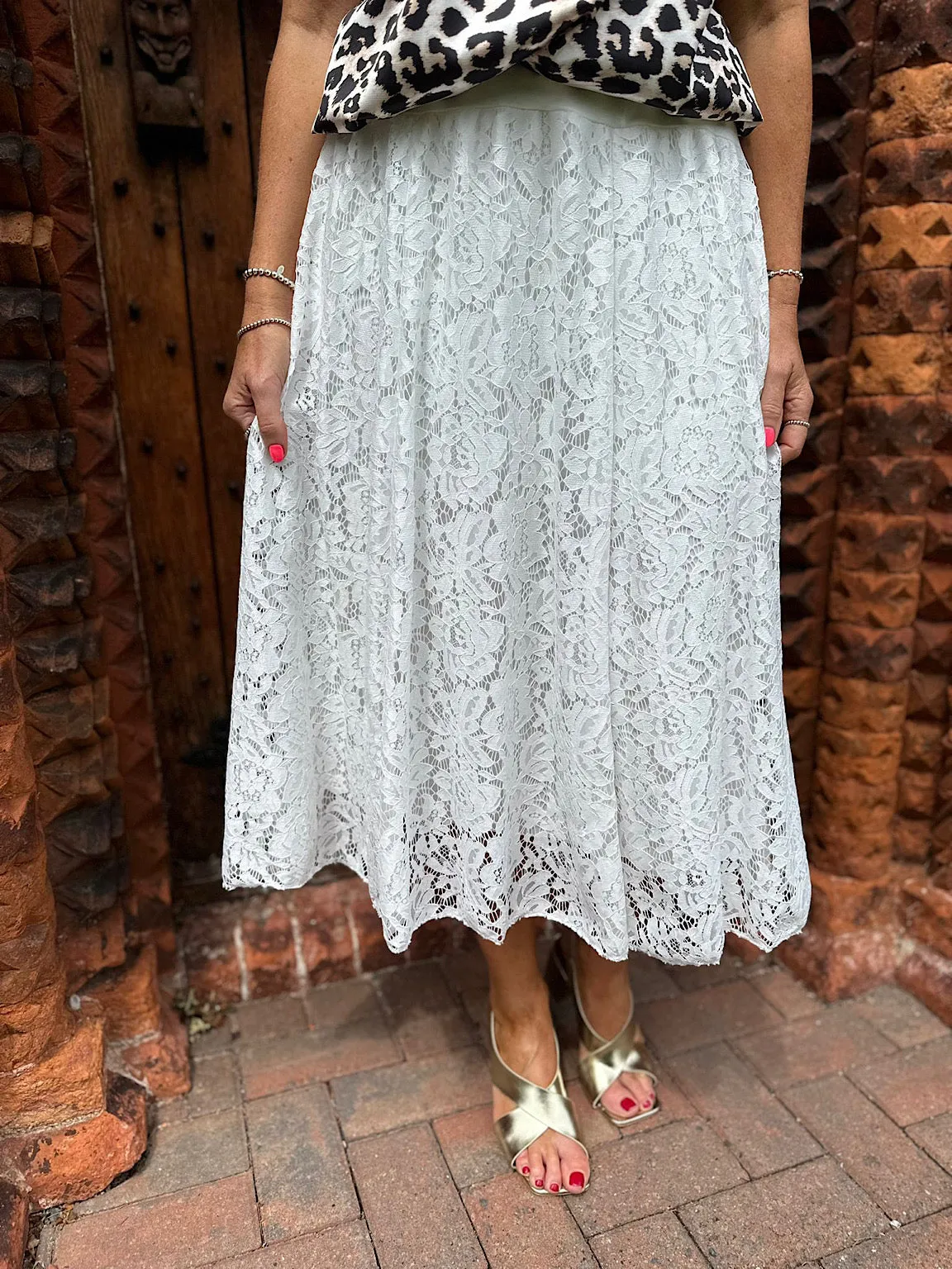 White Lined Floral Lace Skirt